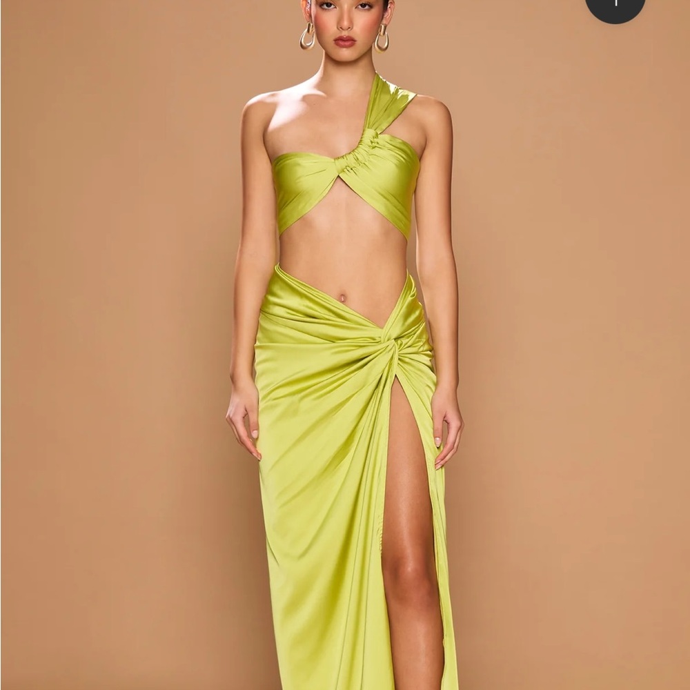 Sonya Moda Two Piece Set in Chartreuse